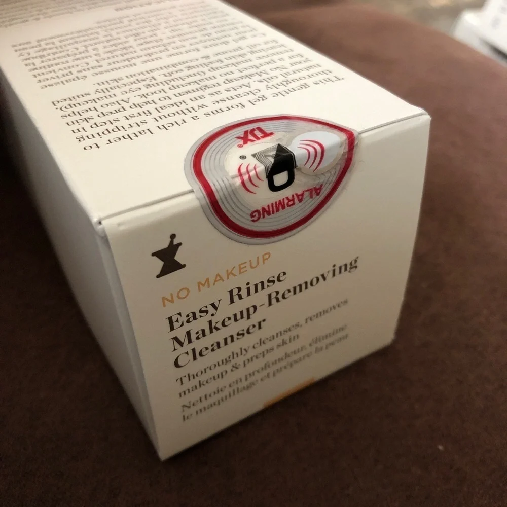 Perricone MD Easy Rinse Makeup-Removing Cleanser